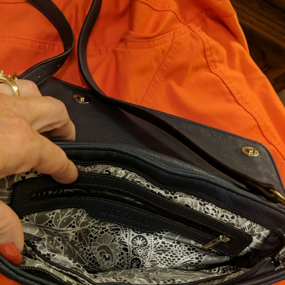 Purse - Picture 2 of 4